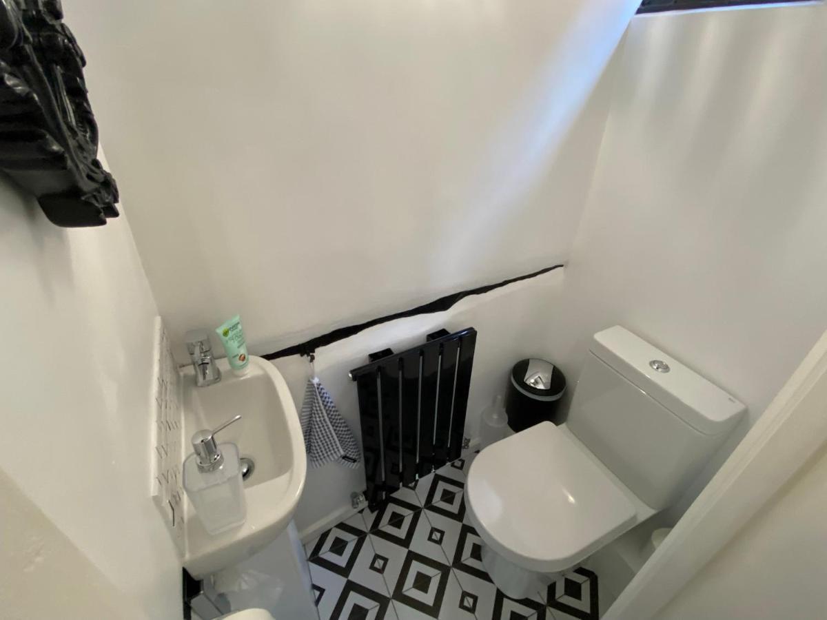 Purlins Holiday Apartment 솔즈베리 외부 사진